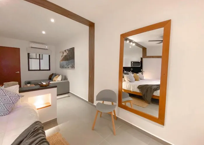 Cosmos 42 - New Modern Close To The 5th Av & The